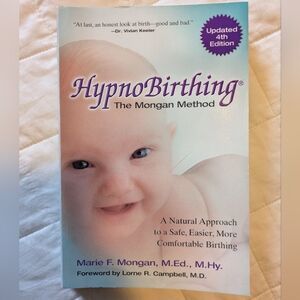 HypnoBirthing The Mongan Method Book